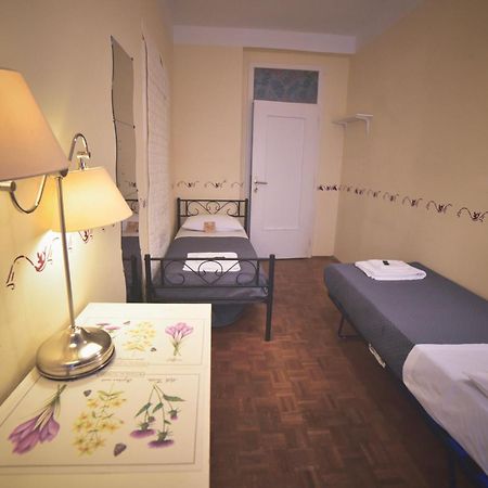 Barcolana Lodge - Hostel Trieste Bagian luar foto
