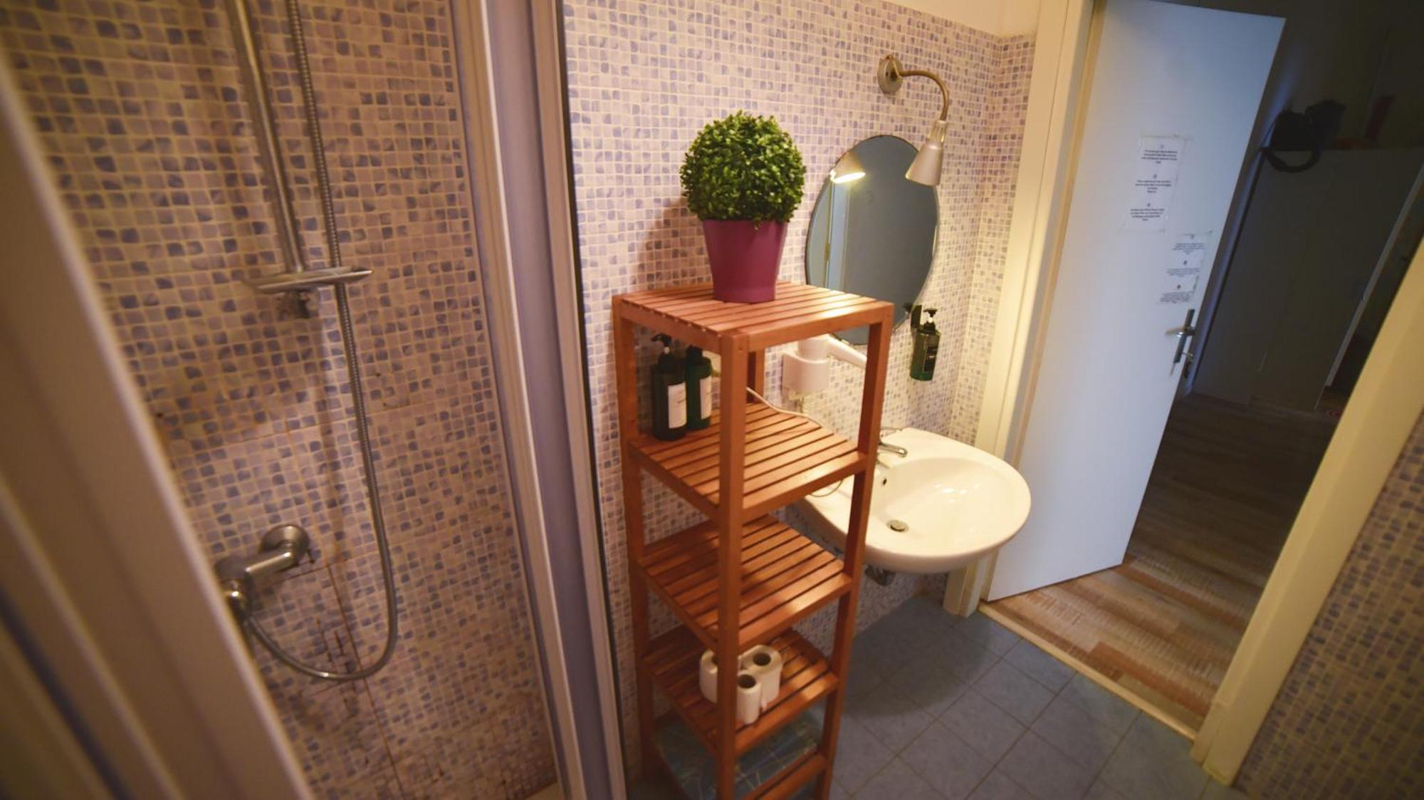 Barcolana Lodge - Hostel Trieste Bagian luar foto